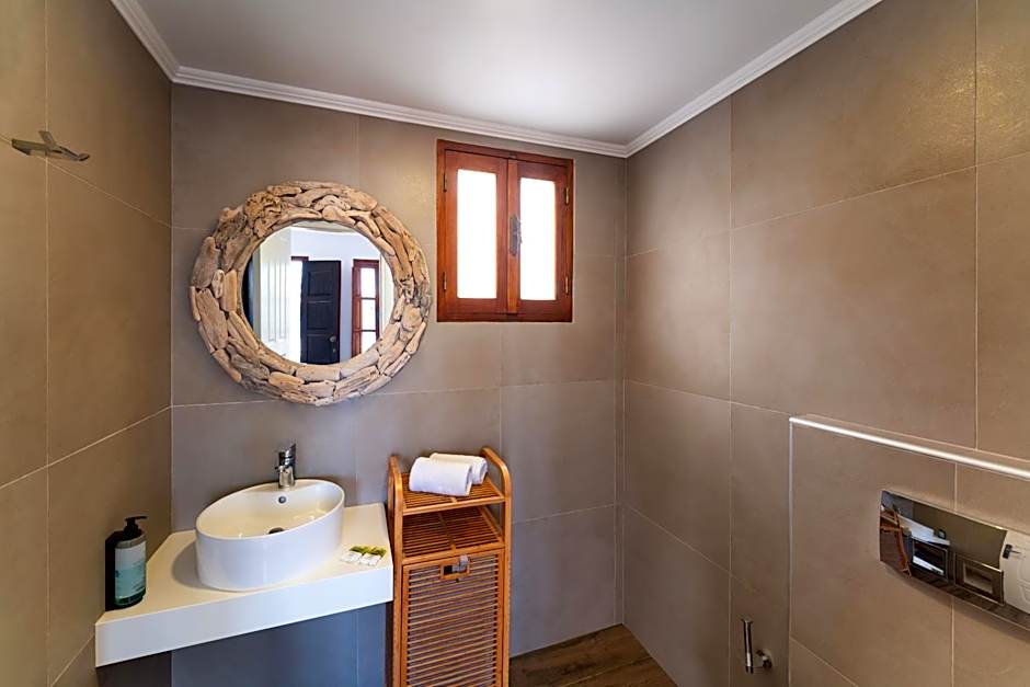 Lindos Del Mar Suites - Adults Only
