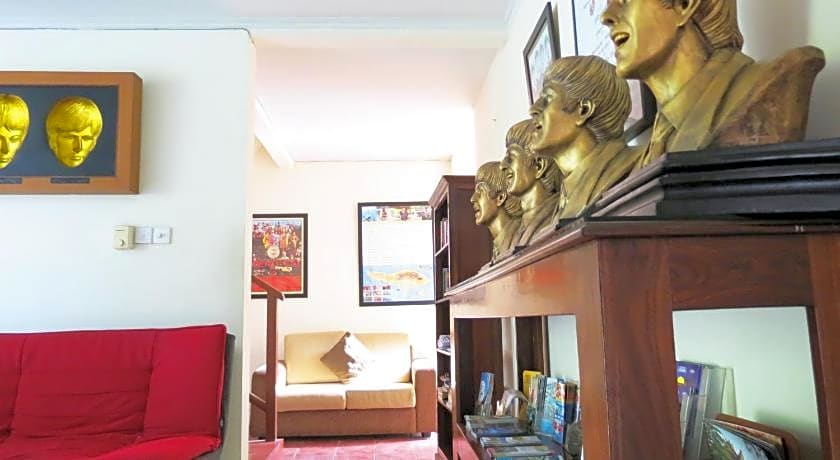 Sekuta Condo Suite