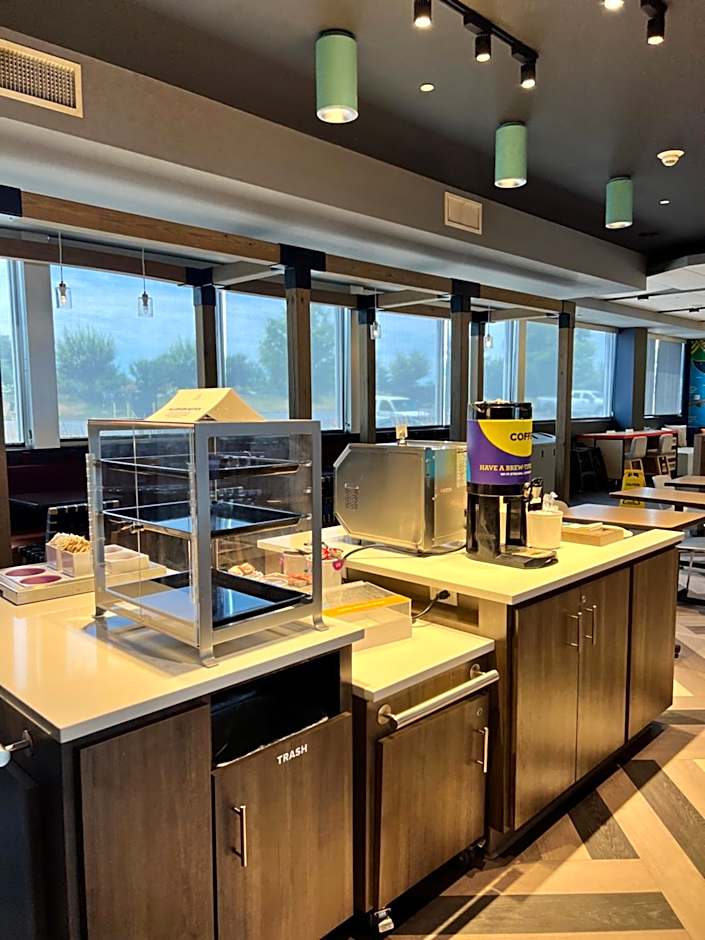 Tru by Hilton Lancaster East PA