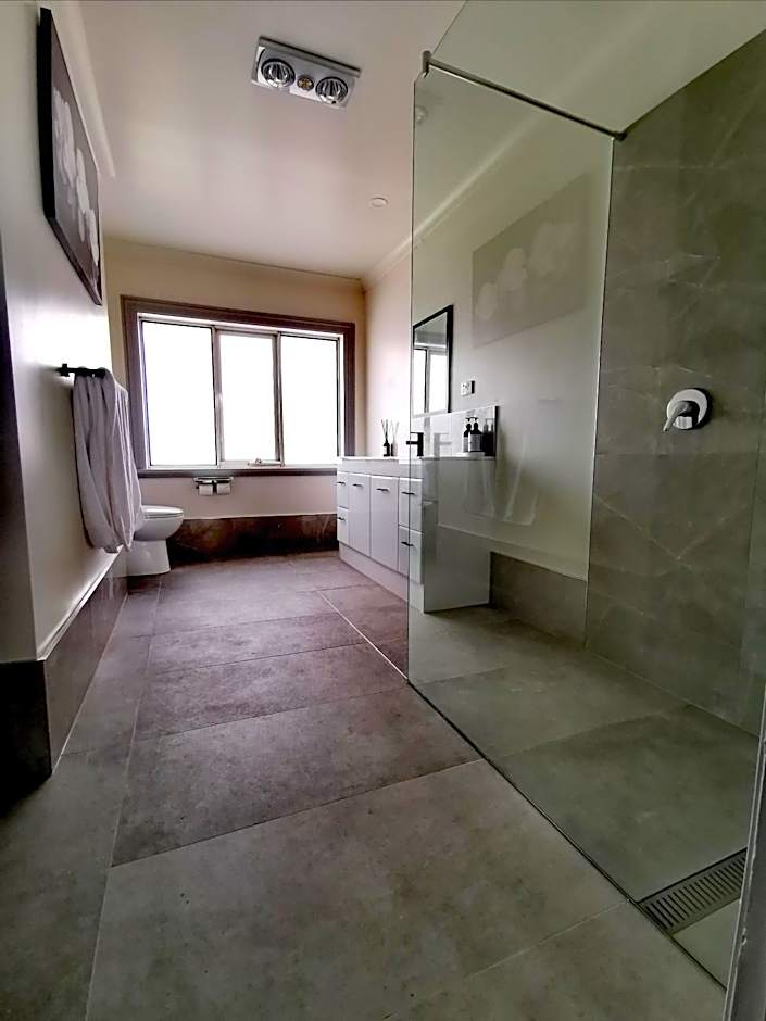 Refresh109 on Cameron