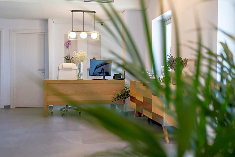 Armantanis Luxury Suites