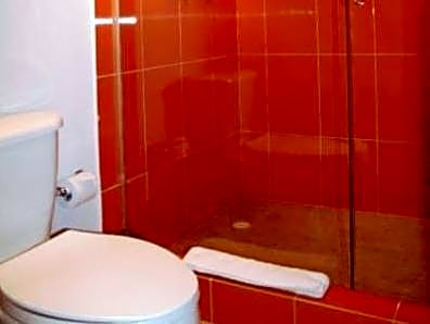 Hotel Retiro 84 by MIJ