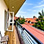 Elliannah Pines Hotel