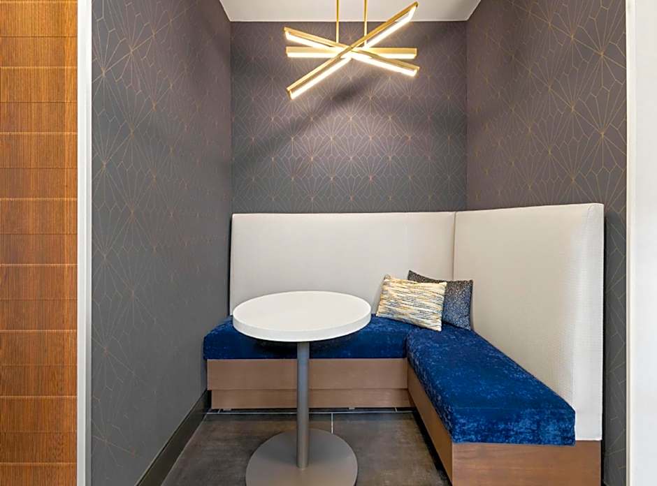 Hampton Inn By Hilton And Suites Richmond Glenside