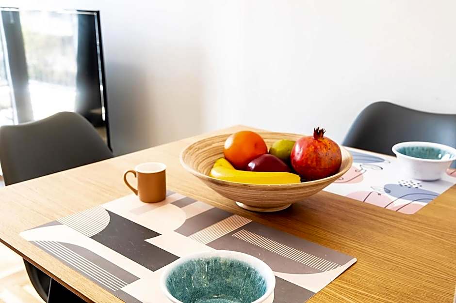 Aris123 by Smart Cozy Suites - Apartments in the heart of Athens - 5 minutes from metro - Available 24hr