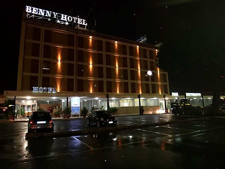 Foto 1 daripada 39 — Benny Hotel