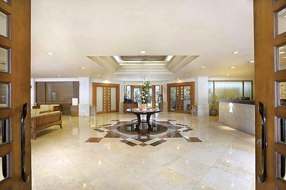 Puri Kiic Golf View Hotel