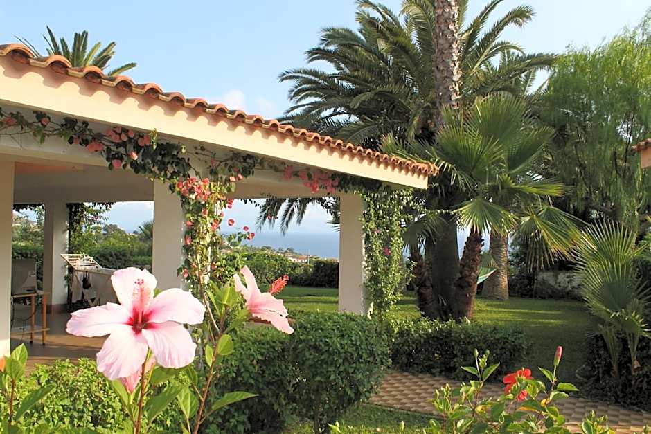 Rosy Hotel Residence