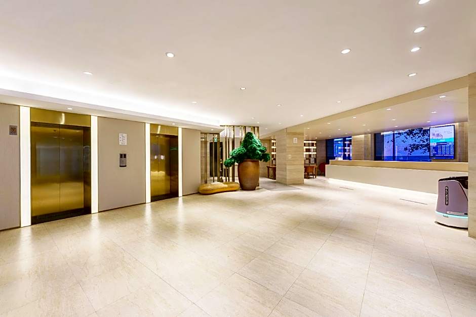 JI Hotel Dalian Qingniwa