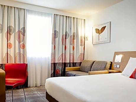 Classic Double Room with Sofa