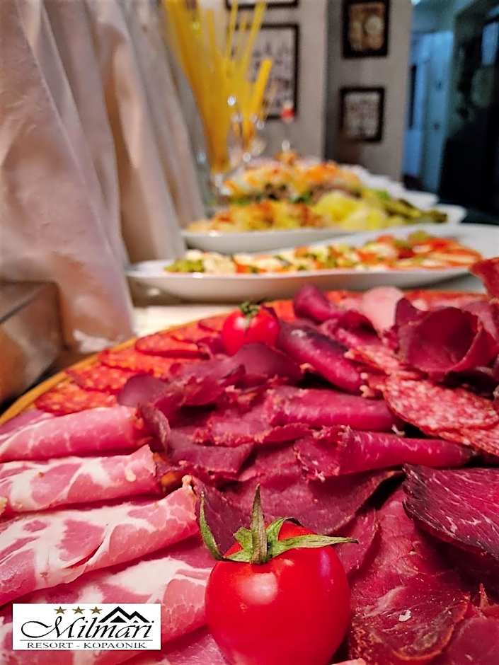 Milmari - Breakfast and pool