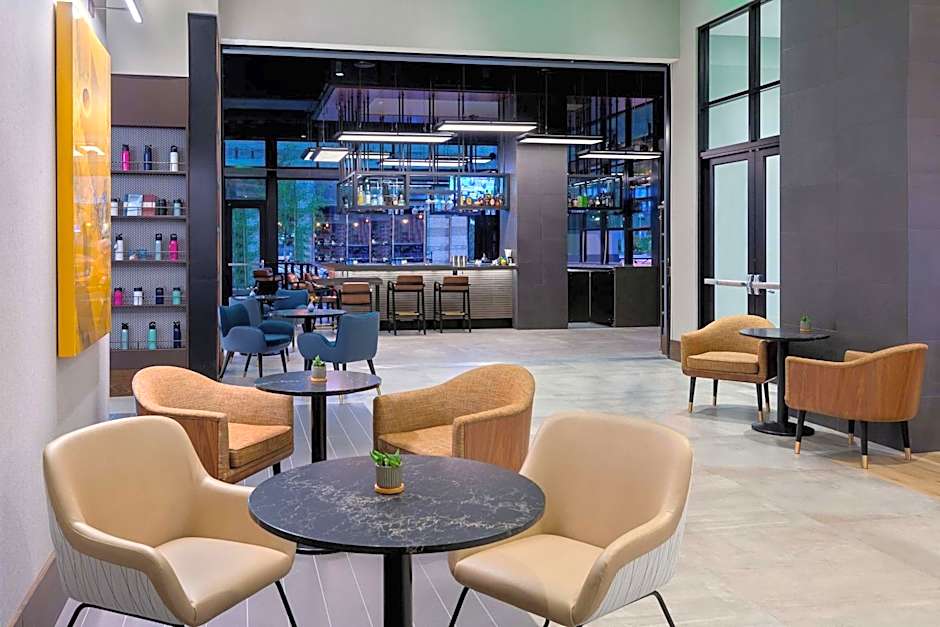 Courtyard by Marriott Atlanta Midtown