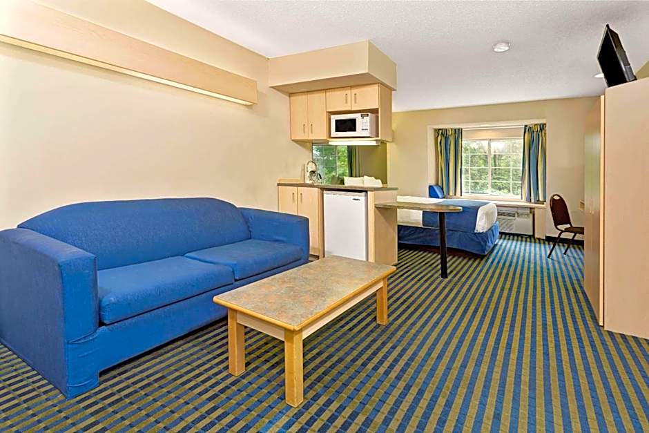 Microtel Inn & Suites By Wyndham Florence/Cincinnati Airport