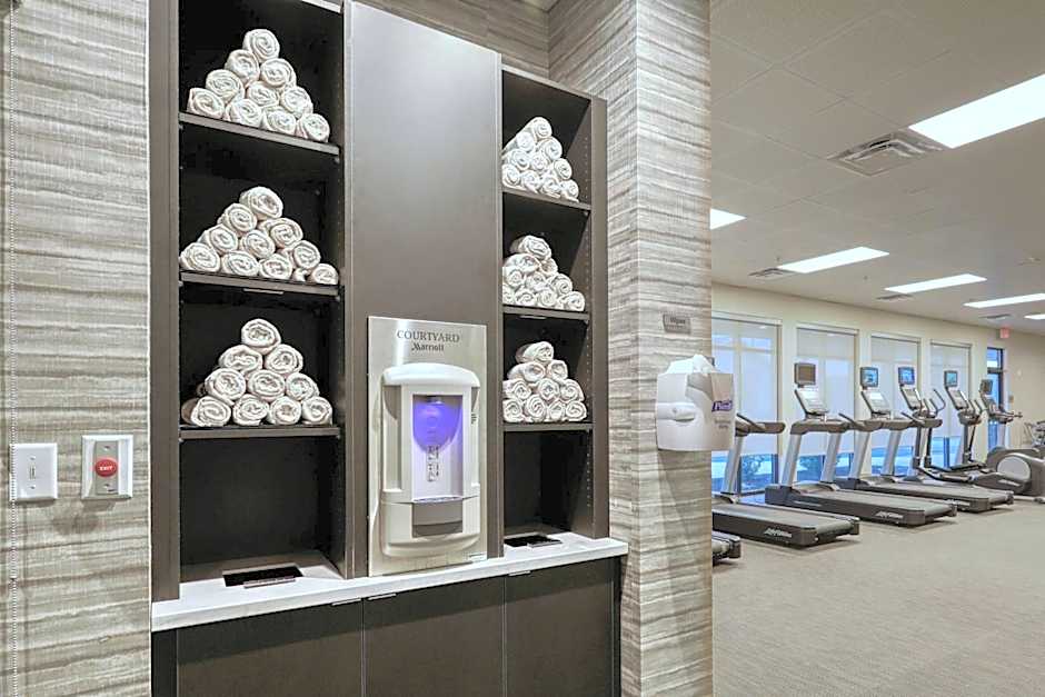 Courtyard by Marriott Southington