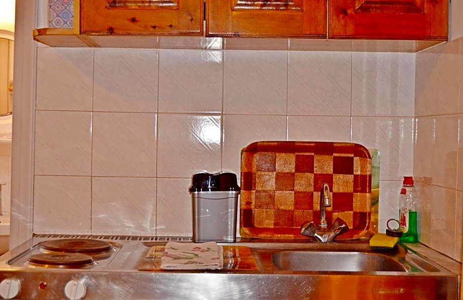 Ioannidis - Sigri Studios