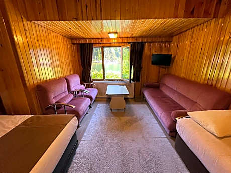 Deluxe Lake View