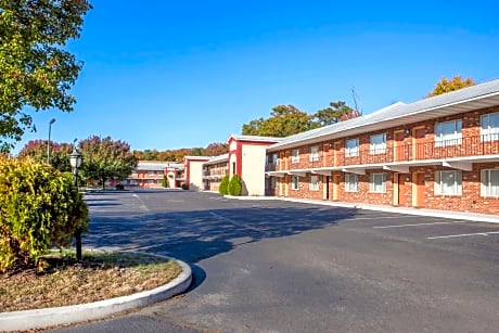 Quality Inn & Suites Millville – Vineland