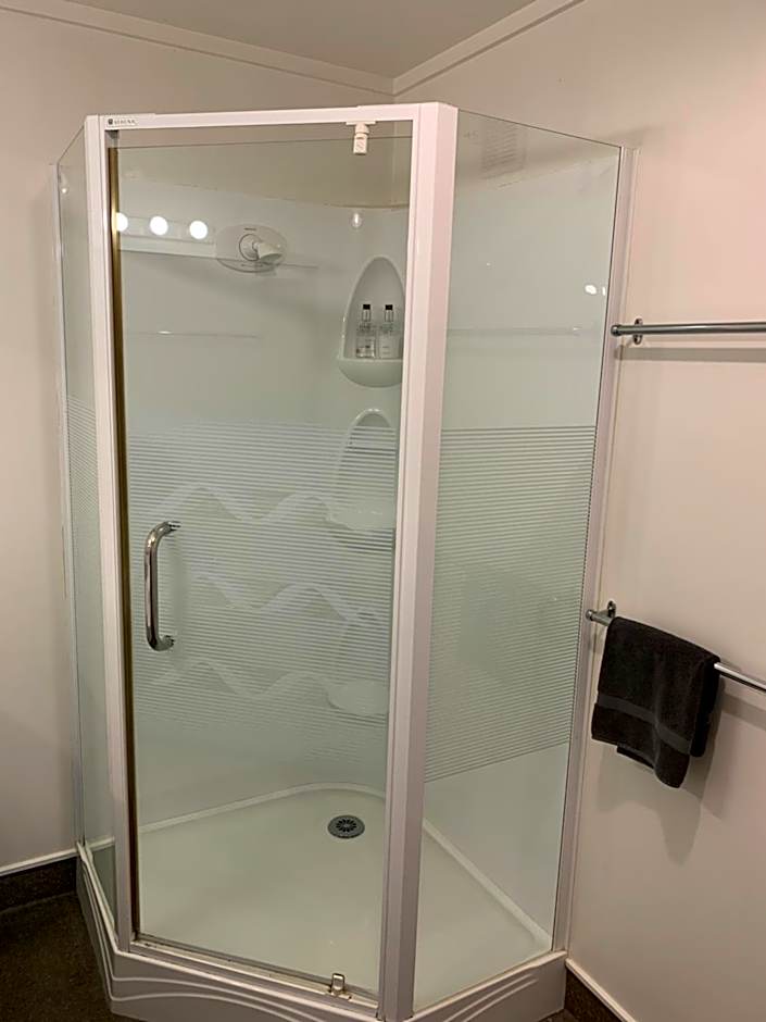 ASURE 755 Regal Court Motel