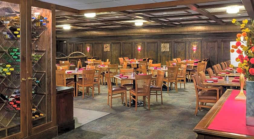Bismarck Hotel and Conference Center