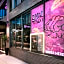 Moxy by Marriott Chicago Downtown