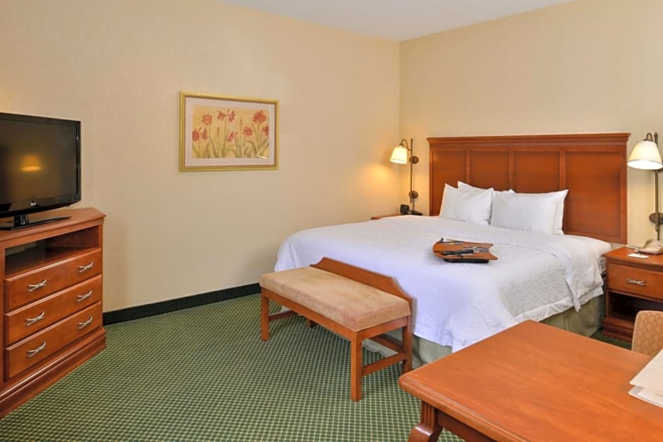 Hampton Inn & Suites St. Louis - Edwardsville