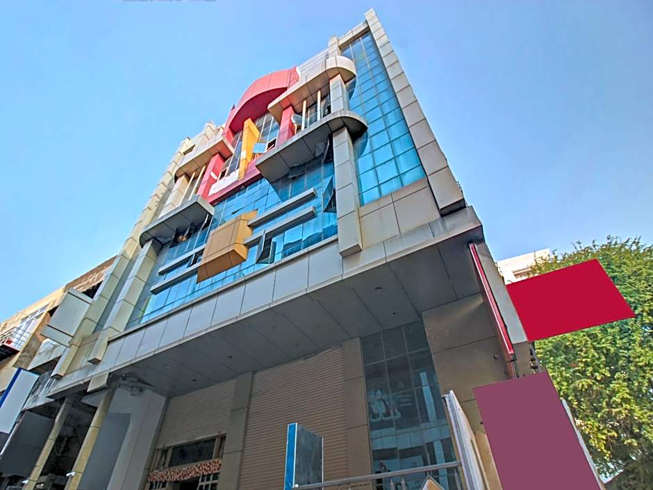 Collection O Hotel Regal Near ISKON TEMPLE , ABIDS – Hyderabad, 