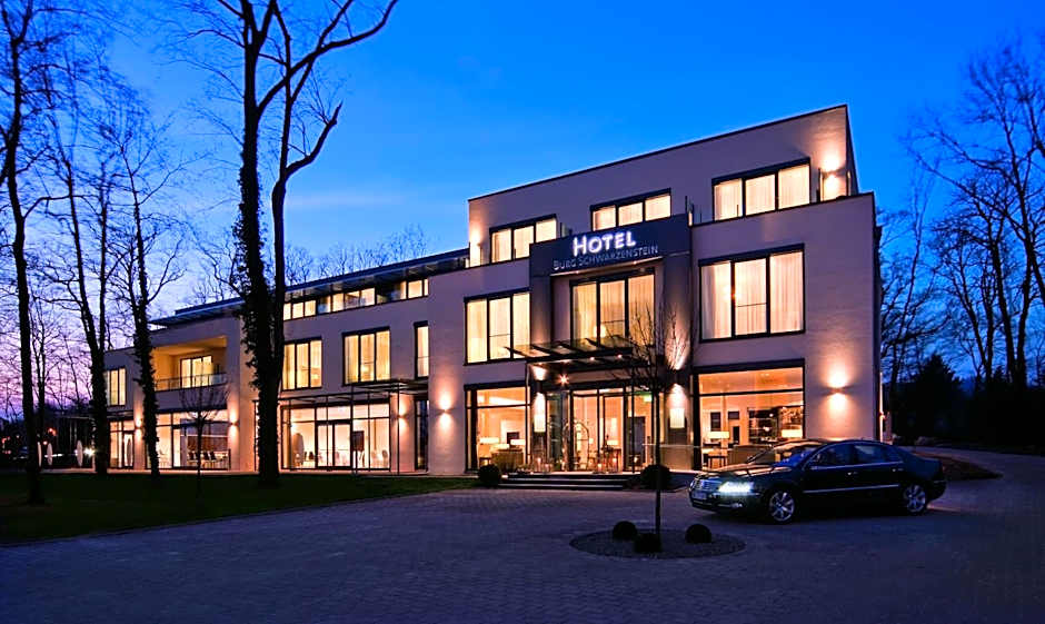 Relais & Châteaux Hotel Burg Schwarzenstein