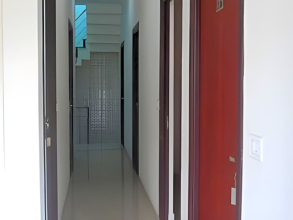 Hotel Gayatri Palace