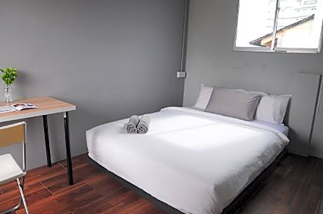 Quadruple Room with Private Bathroom