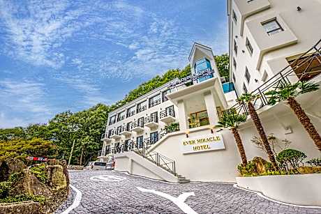 Ever Miracle Hotel