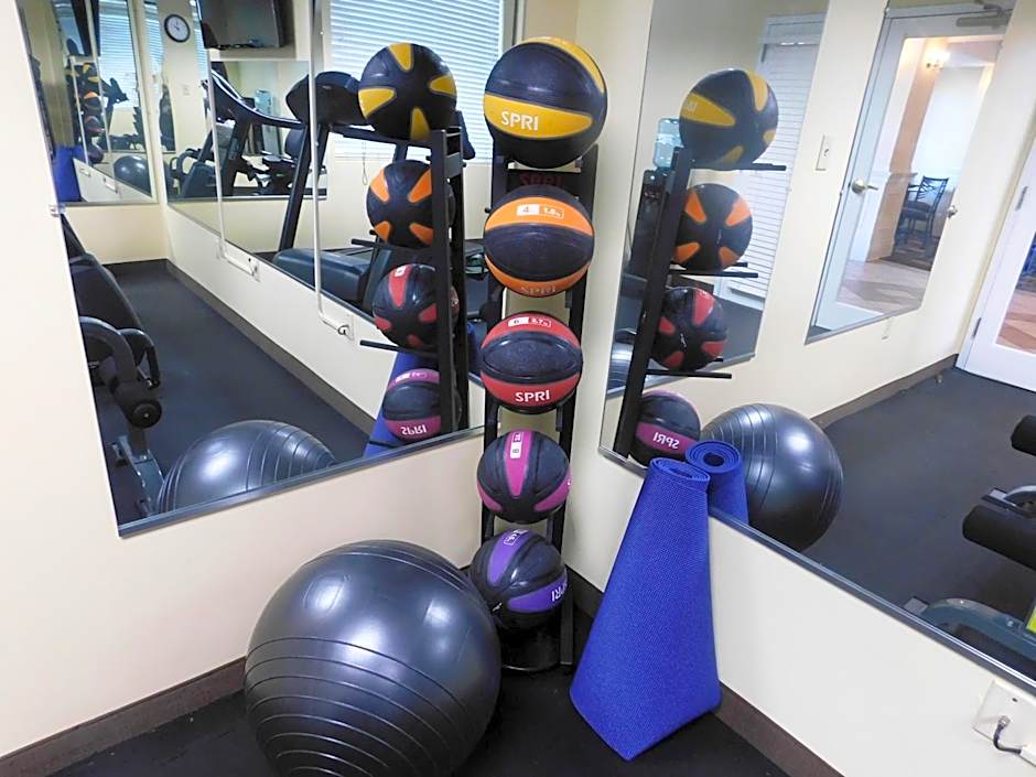 Days Inn & Suites by Wyndham Pocahontas