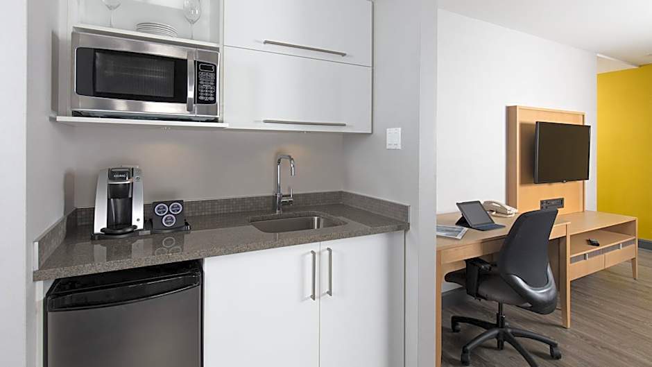 Holiday Inn Express Quebec City-Sainte Foy By IHG