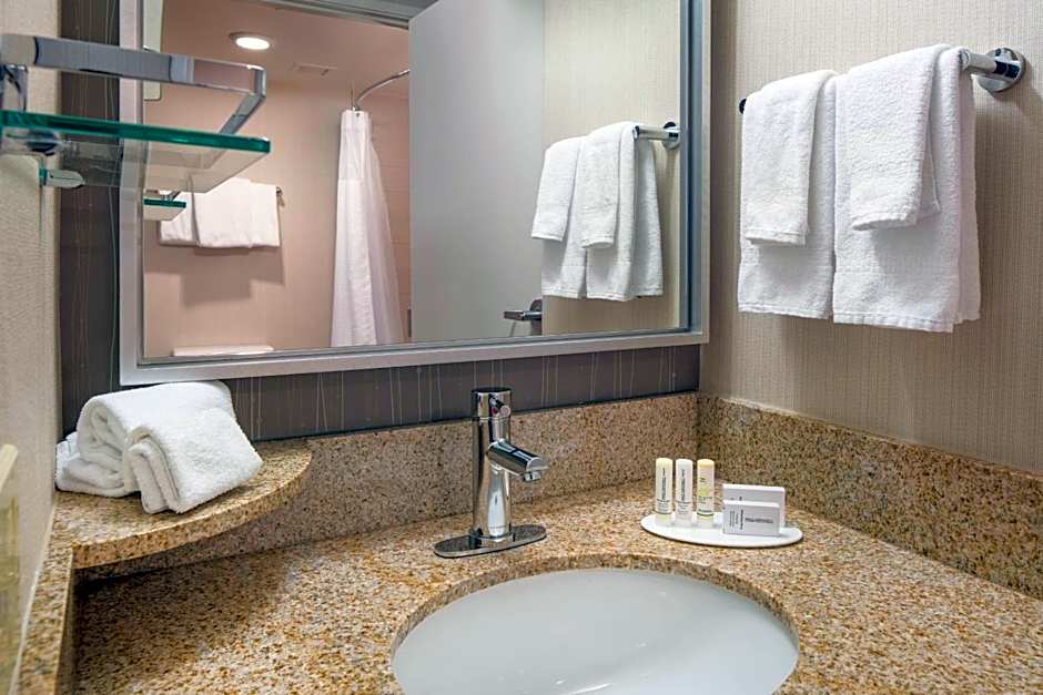 Courtyard by Marriott Richmond Berkeley