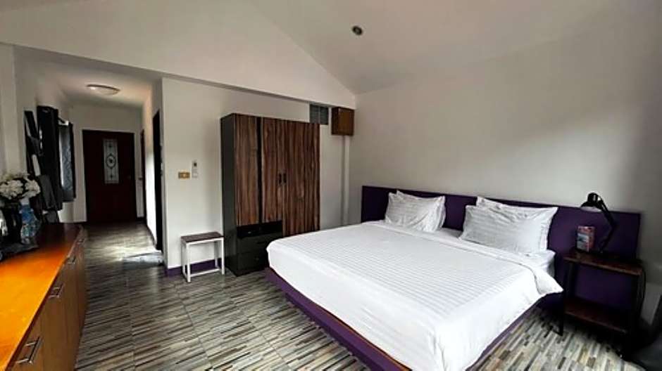 Coco Mountain View Guest House Hotel