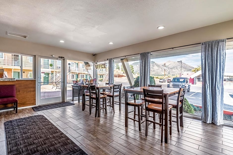 Americas Best Value Inn and Suites Flagstaff