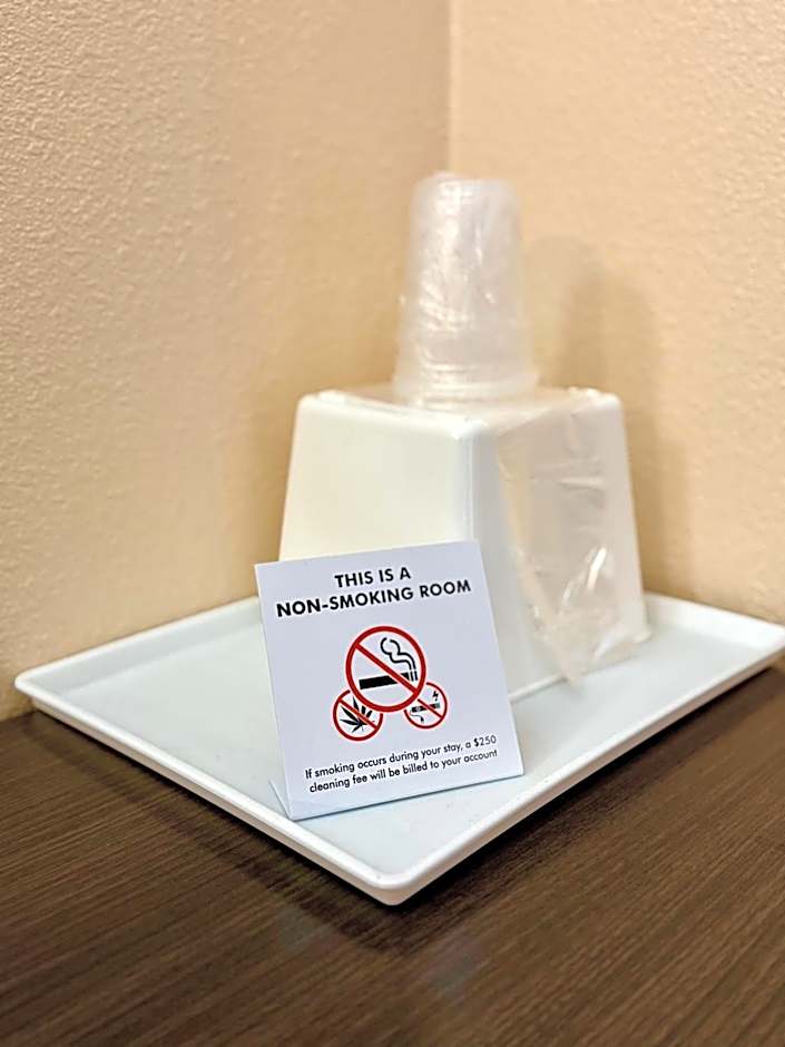 Super 8 by Wyndham Hillsville