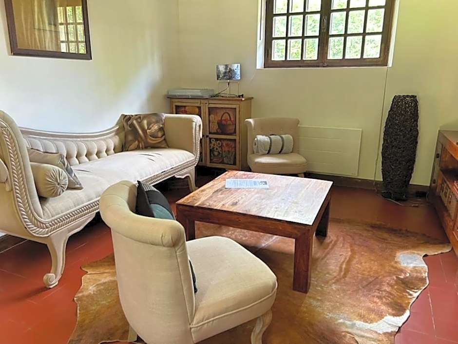 GITES du BOIS des PERRUCHES