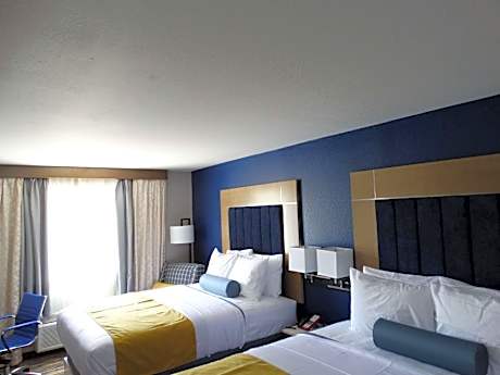 Queen Room with Two Queen Beds - Non-Smoking