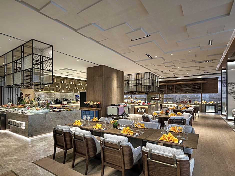 Pullman Huai'an Falcon