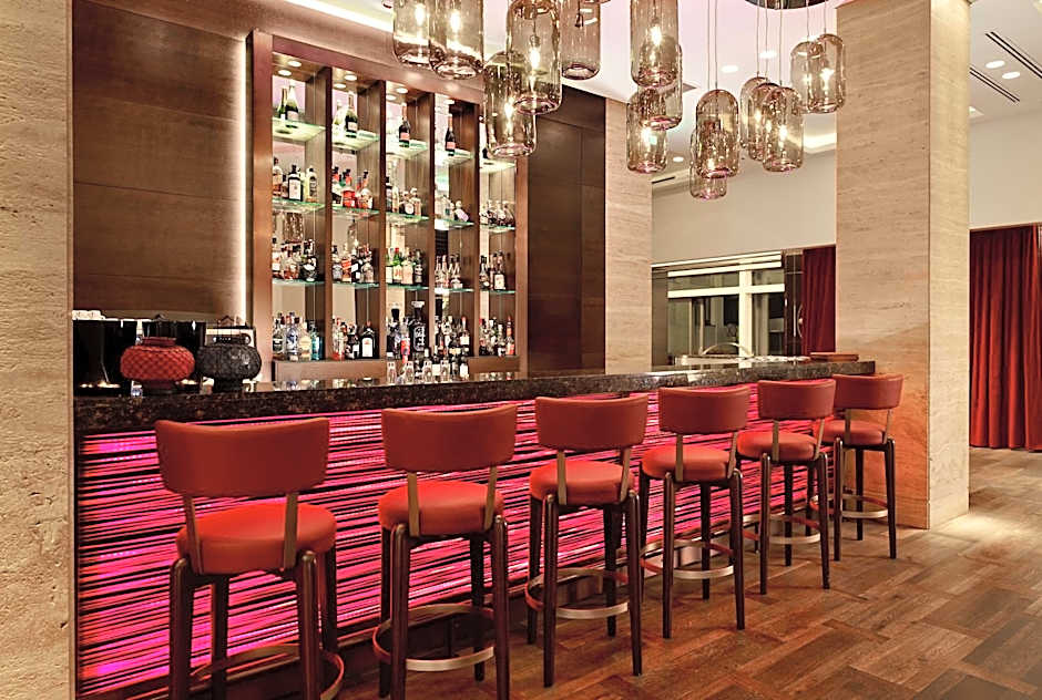 Metropol Palace, Belgrade