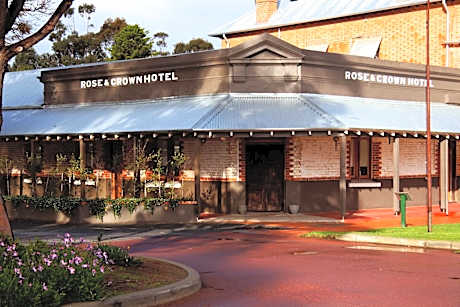 Rose & Crown Hotel