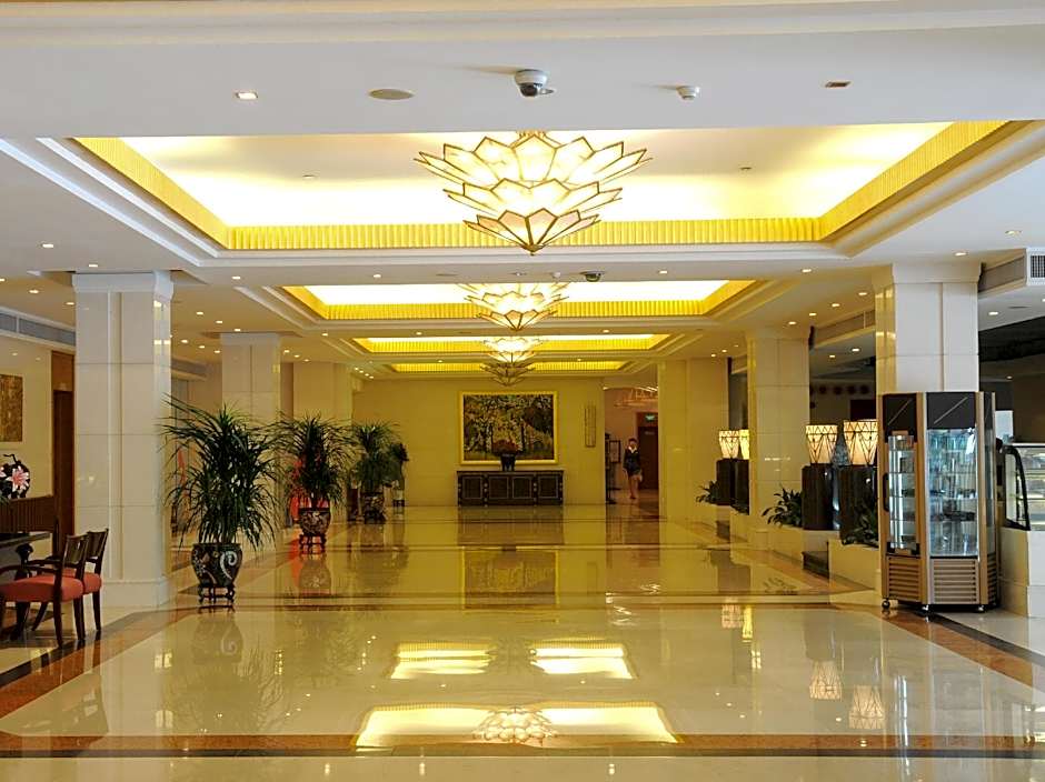 Golden Sea View Hotel Haikou