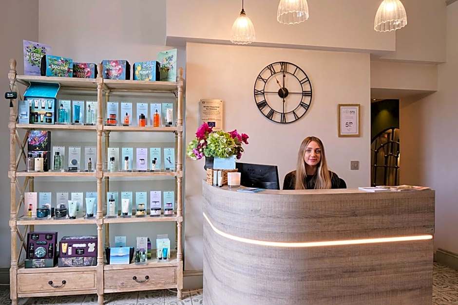 Stratton House Hotel