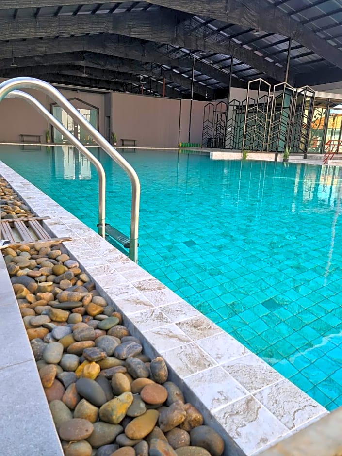 THE VITA PLUS HOTEL