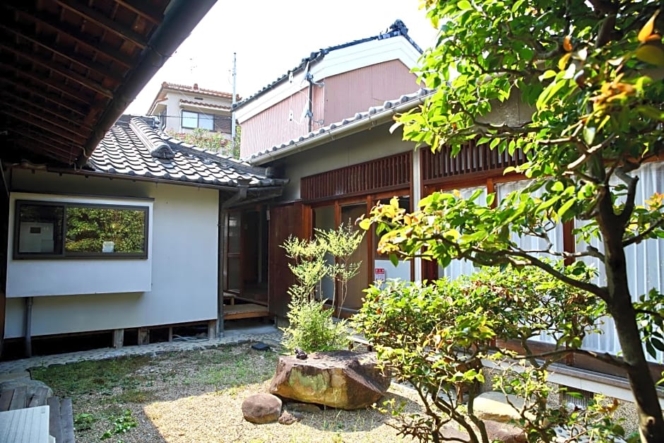 Yuzan Guesthouse