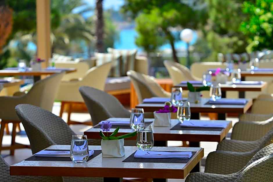 Somewhere Vouliagmeni