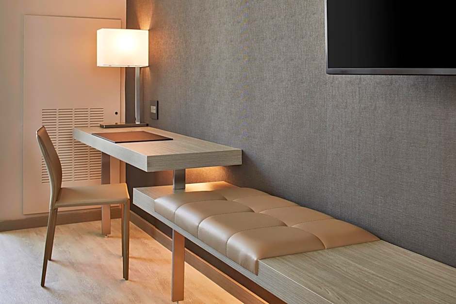 AC Hotels by Marriott Tuscaloosa