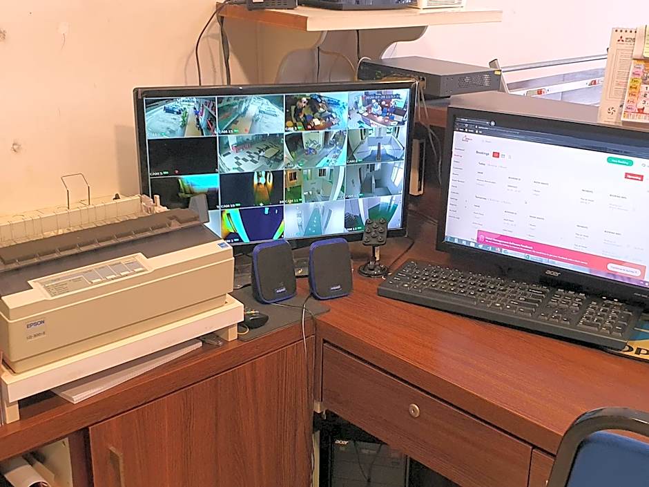 OYO 89381 Moonnight Hotel