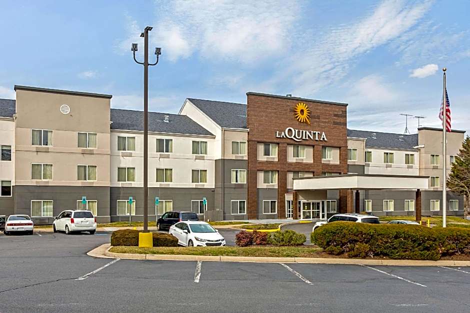 La Quinta Inn & Suites by Wyndham Manassas Battlefield – Manassas, VA