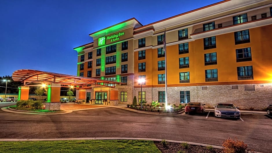 Holiday Inn & Suites Tupelo North